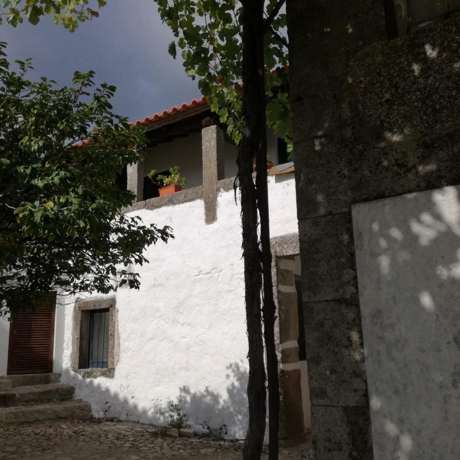 Casa Na Quinta De Valinhas Lejlighed Vitorino dos Piães Eksteriør billede